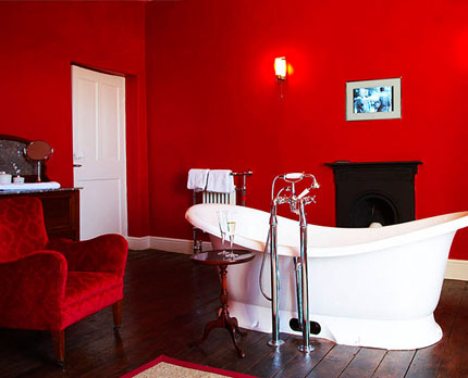 the cottage bathroom